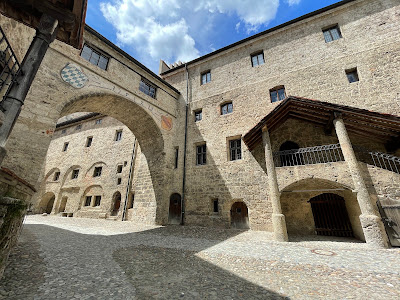 Weltlängste Burg - Burghausen — fotografia 5