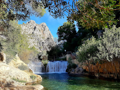 Fuente en cascada — fotografia 3