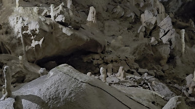 Peștera Urșilor — fotografia 2