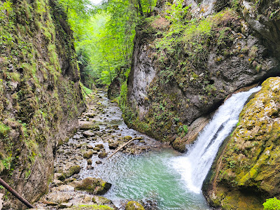 Cascada Evantai
