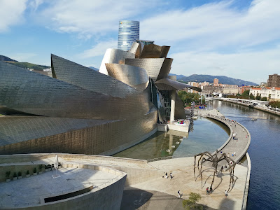 Muzeul Guggenheim din Bilbao — fotografia 3