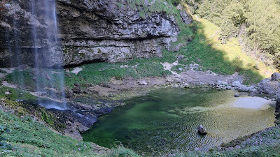 Goriuda waterfall — fotografia 4