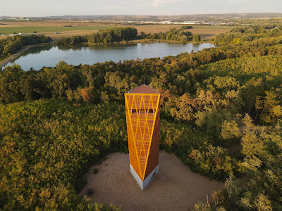 Lake Naplás lookout tower — fotografia 4