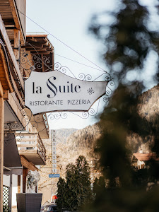 La Suite Valle di Cadore - Ristorante Pizzeria — fotografia 4