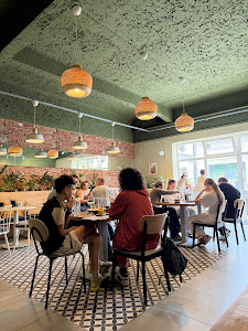 Ouă și Unt Brunch Bistro — fotografia 3