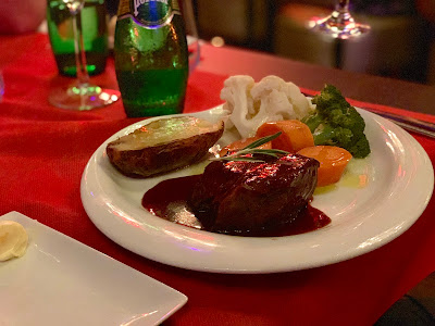 Queenz Cabaret Restaurant — fotografia 4