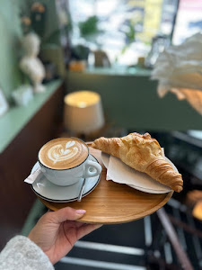 Cafeneaua Literară — fotografia 5