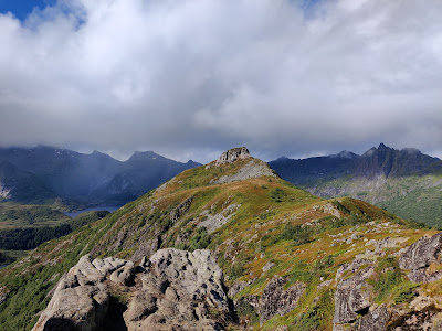 Tjeldbergtinden — fotografia 5