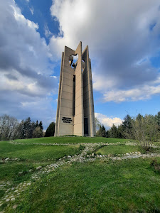 Kambanite hiking trail