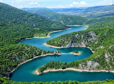 Meandri Ćehotine viewpoint — fotografia 3