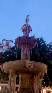 Fuente de los Gigantones — fotografia 2