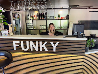 Funky Étterem és Pizzéria — fotografia 5