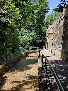 Strada "După Ziduri"