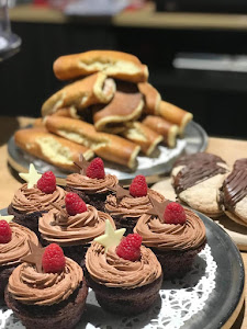 Kafe Koselig Bar & kjøkken Kyrksæterøra — fotografia 5