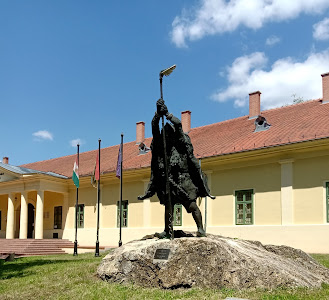 Arany János Közérdekű Muzeális Gyűjtemény — fotografia 3