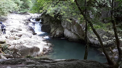 Waterfall Cube — fotografia 3