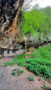Vodopad pod špiljom