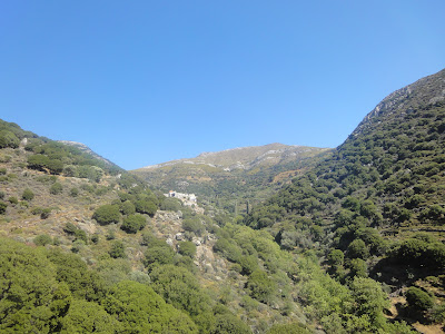 Routsouna's Waterfall — fotografia 3