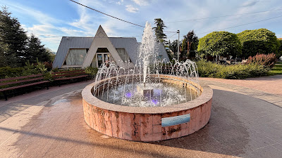 The Geyser Square — fotografia 5