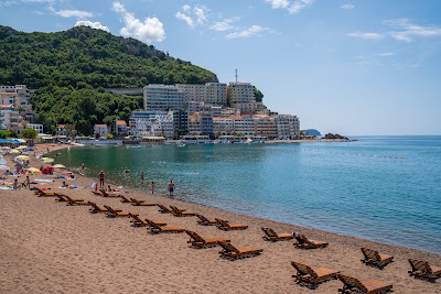 Becici beach — fotografia 5