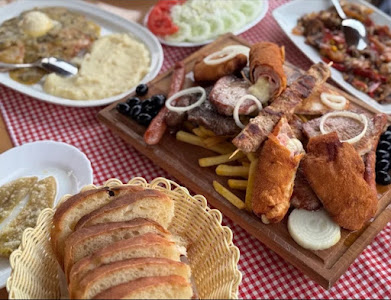 Planinska kuća - restoran i bungalovi — fotografia 4