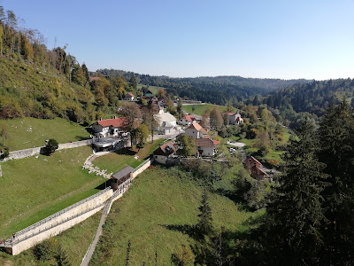 Predjama Castle — fotografia 4