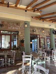 Σούβλας Γη -Souvlas gi bbq taverna — fotografia 3