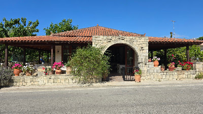 Georgia's Traditional Taverna — fotografia 5