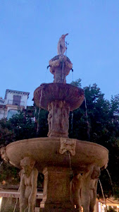 Fuente de los Gigantones — fotografia 2