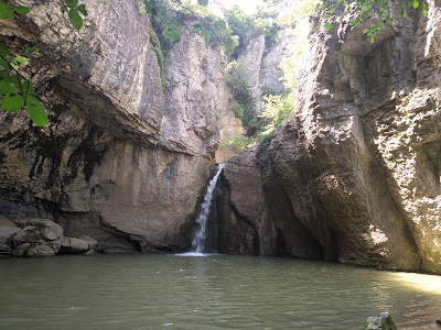 Emen Waterfall — fotografia 1