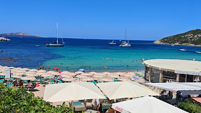 Spiaggia di Baja Sardinia — fotografia 3