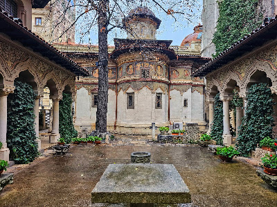 Biserica Mănăstirii "Stavropoleos" — fotografia 3