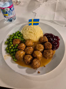 IKEA Étterem Örs vezér tere — fotografia 4