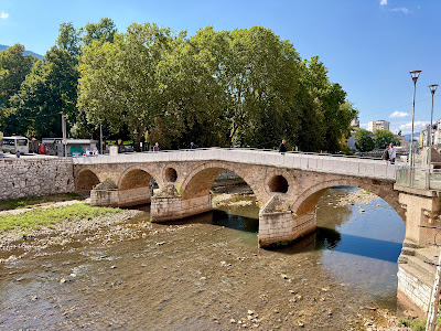 Latin Bridge — fotografia 3