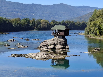 Drina river Small House