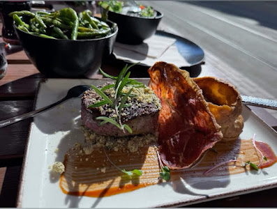 Famous Steakhouse — fotografia 4