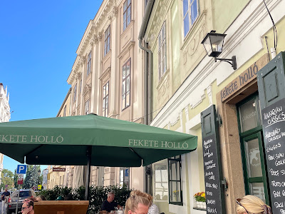 Fekete Holló Kisvendéglő — fotografia 3