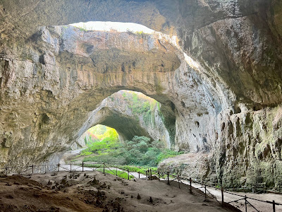 Devetashka Cave