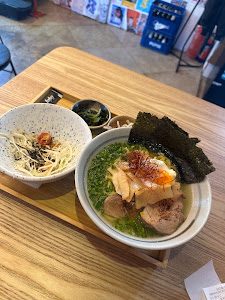 AchiAchi Mokotów Japanese Restaurant — fotografia 4