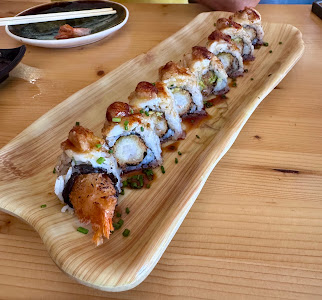 TAVERNA KURAMA • Cuina Japonesa i Sushi — fotografia 4