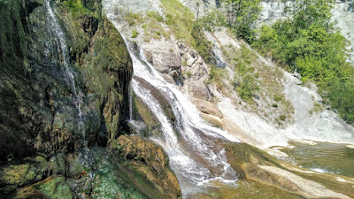 Hristovski Waterfall — fotografia 4