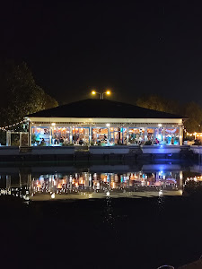 Blue Acqua Restaurant - Mamaia Lac — fotografia 3