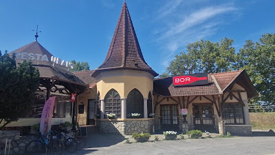 Torony Étterem — fotografia 5