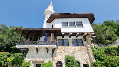 Castelul Reginei Maria a României, din Balcic — fotografia 4