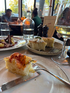 TOZI Restaurant & Bar, Vondelpark — fotografia 4