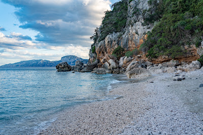 Spiaggia di Cala Fuili — fotografia 3
