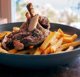 Tsikoudia - Cretan Meze Restaurant — fotografia 3
