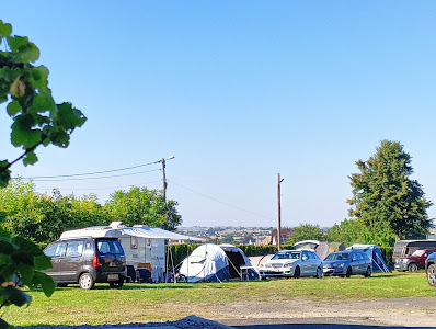 Camping Ojcowska Kraina Pole namiotowe Pokoje gościnne — fotografia 4