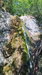 Sopote Waterfall — fotografia 2
