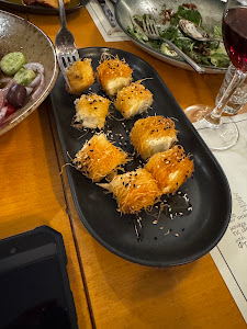 Tsikoudia - Cretan Meze Restaurant — fotografia 4